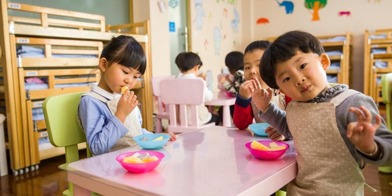 1 montessori-kids