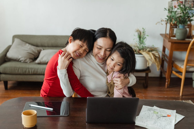 how-to-build-a-safe-online-environment-for-children
